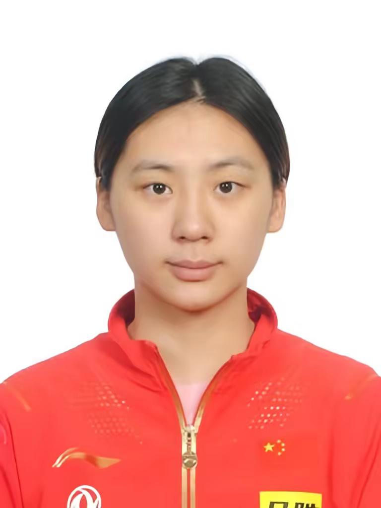 亚运会国乒运动员系统公式照。女队除了蒯曼的照片有点远古其他还算正常吧，男队除了小石头的还算正常其他都是啥啊，尤其是向鹏小温黄油，向鹏不讲道理的拉长，小温黄油不讲武德的压扁，都压方了。谁做的图，出来认领，保证不打你中国乒乓球队队员 名古屋亚运会 运动员公式照 国乒女孩