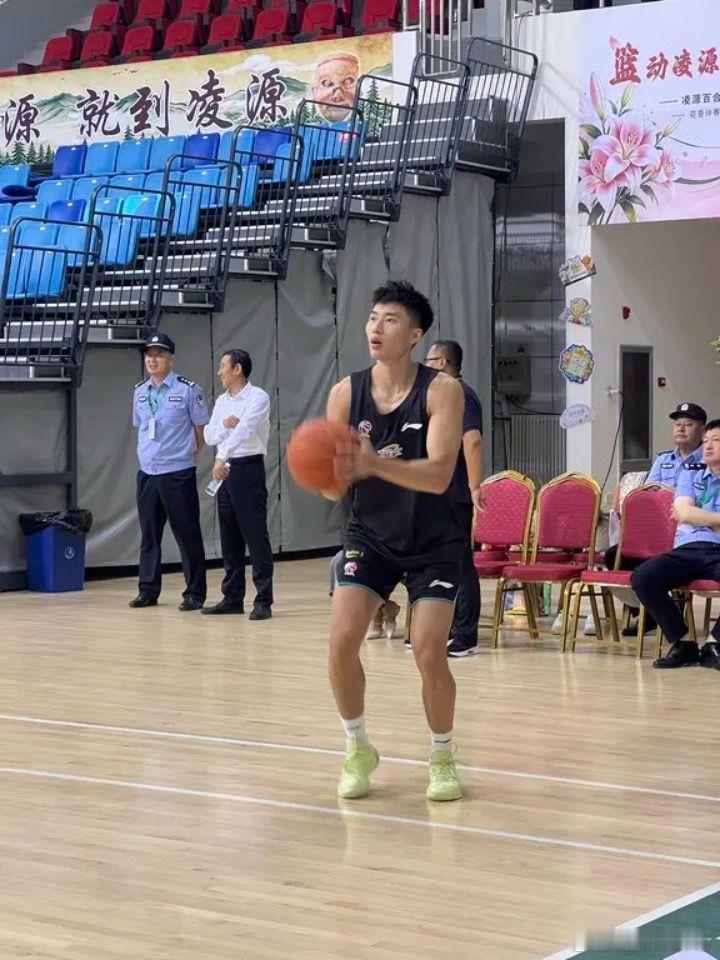 段睿骐将在辽篮热身赛鞍山站迎来“热身”登场！ ​