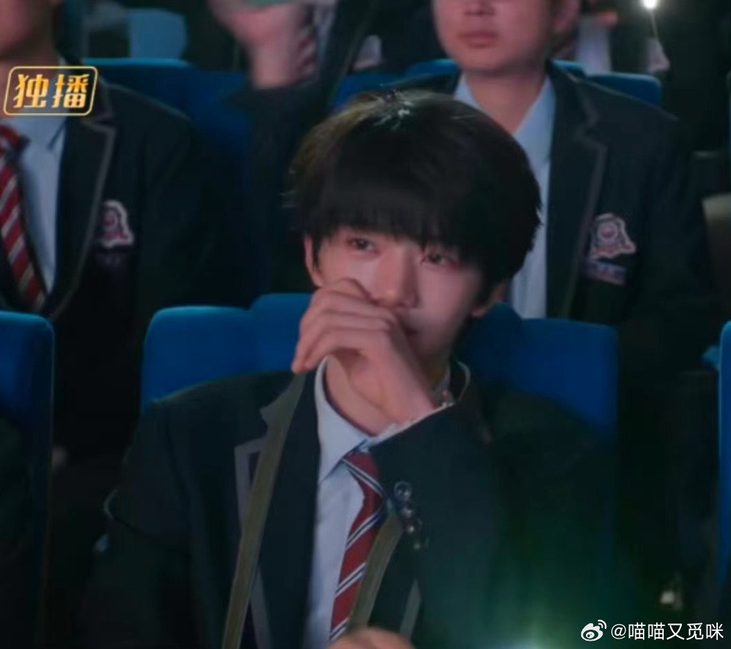 安博学长你是剧中的小配角，我眼中的大主角💚 ​