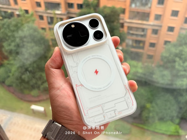小而精的动态试戴体验