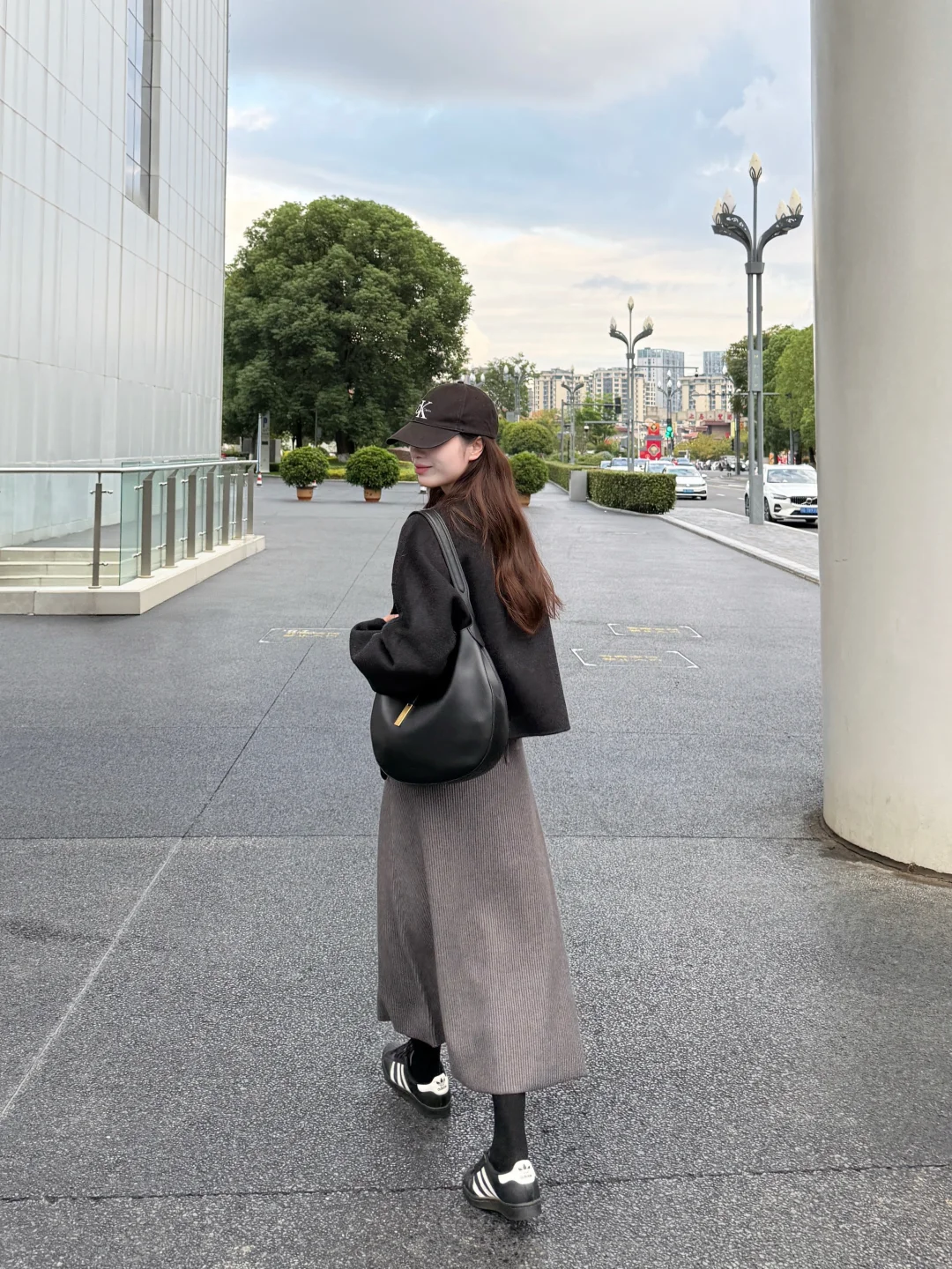 秋冬黑灰系～舒服自在的出门穿搭