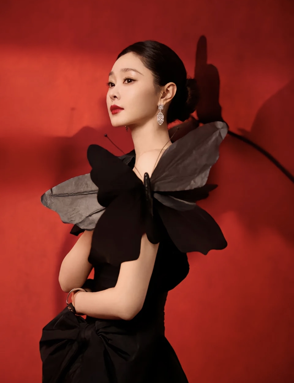 优雅高贵的女王宋轶[比心] 优雅高贵的黑天鹅宋轶[玫瑰]自信大方的美女...