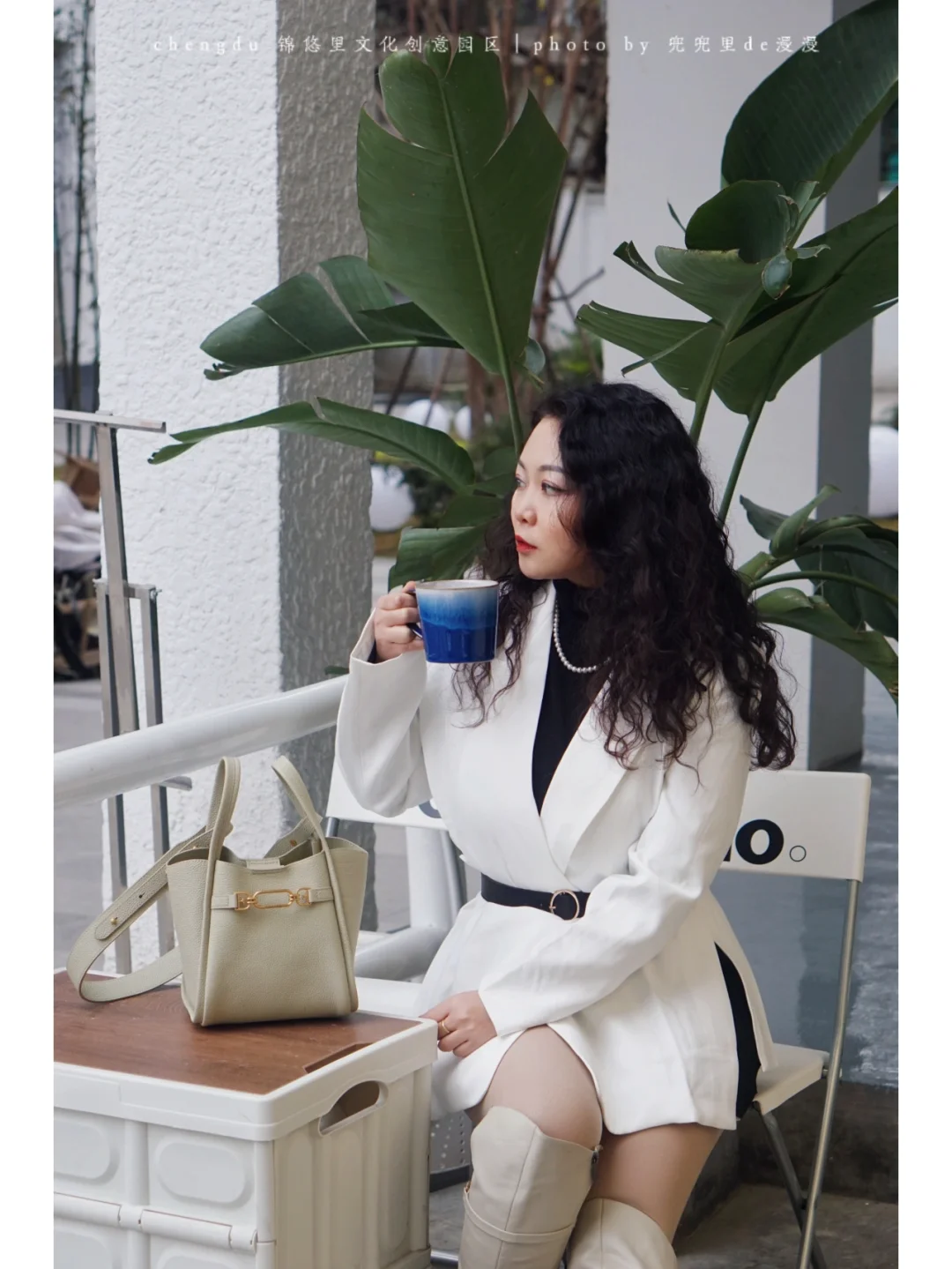 白色天台，白色街区｜将春天圈进我的相框