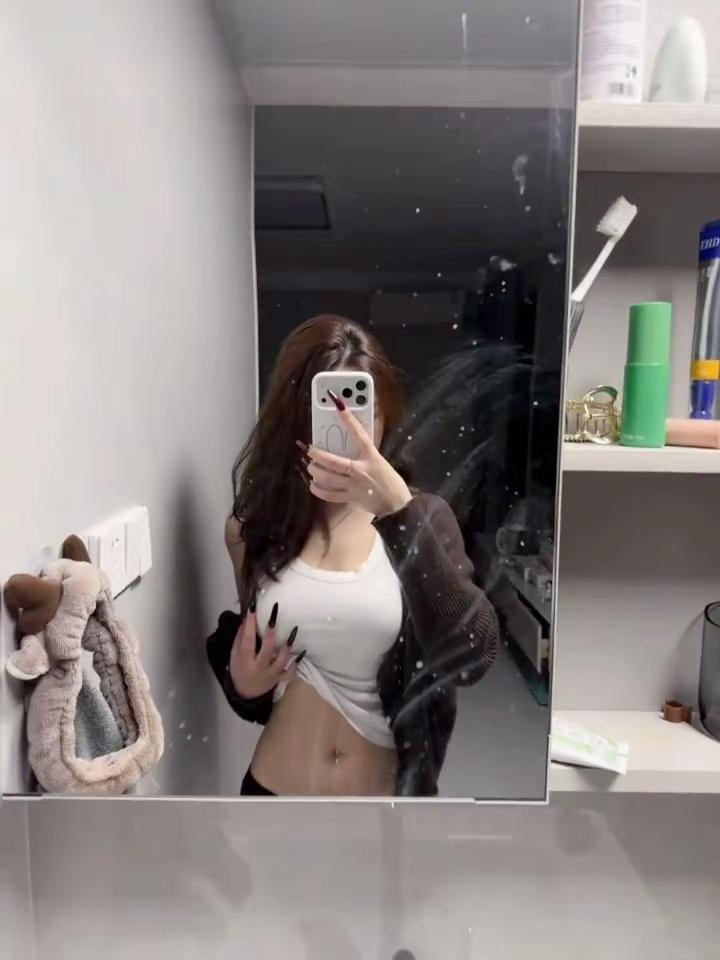 春风若有怜花意可否许我再少年