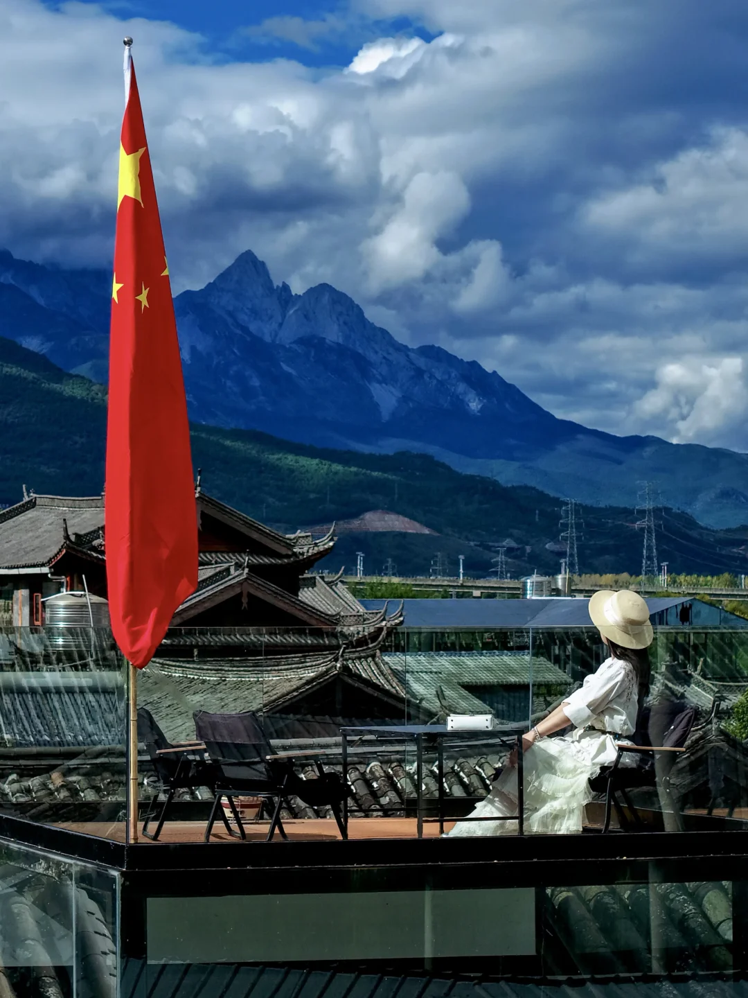 丽江｜束河古镇山屿居屋顶咖啡好好拍！！