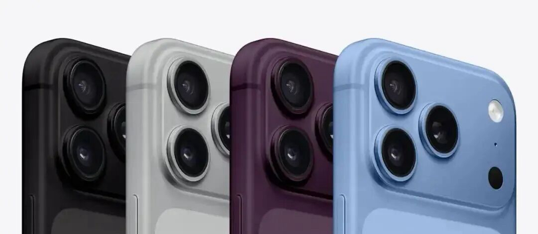 苹果秋季新品发布会进入最后不到一天的倒计时，今年的新iPhone几乎已经没什么悬念可言。
综合当下各方的爆料信息，苹果这次或许会将核心重心放在iPhone 18 Pro、iPhone 18 Pro Max，还有旗下首款折叠屏iPhone上。值得一提的是，普通版iPhone 18大概率不会在这场发布会