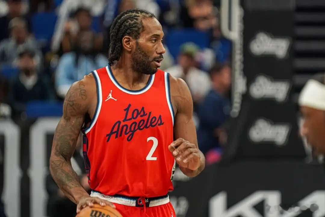 据NBA知名记者Brett Siegel透露，若伦纳德遭禁赛，猛龙将...