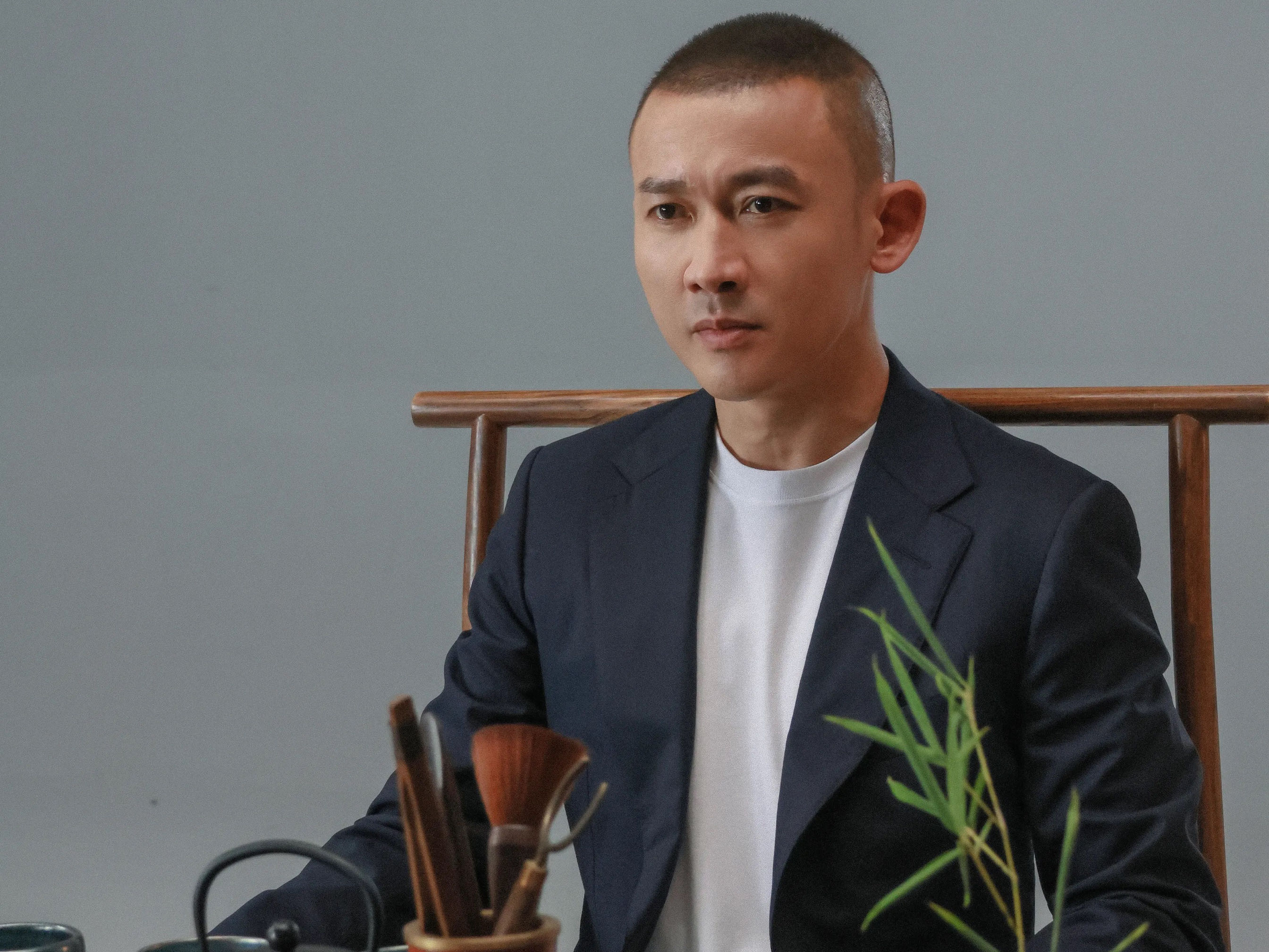 撒贝宁和擀面杖比身高撒贝宁“最萌身高差”名场面：擀面杖竟成“身高刺客”...