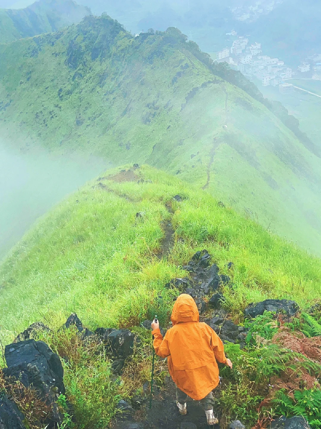 这不是武功山这是广西剑龙山