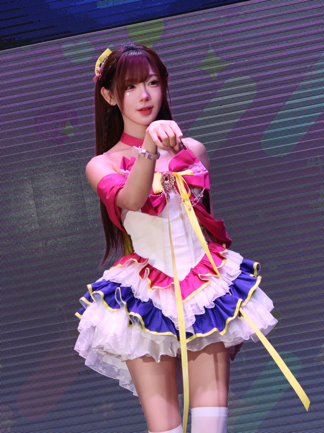 一起成为魔法少女吧？💕