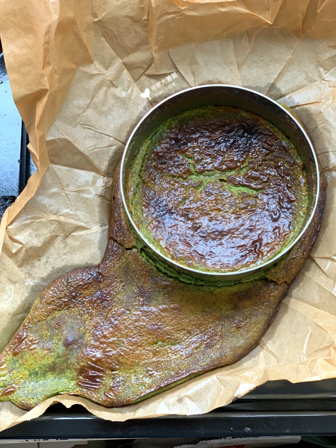 抹茶巴斯克蛋糕翻车，侧漏出非洲地图🧀🤷🏿