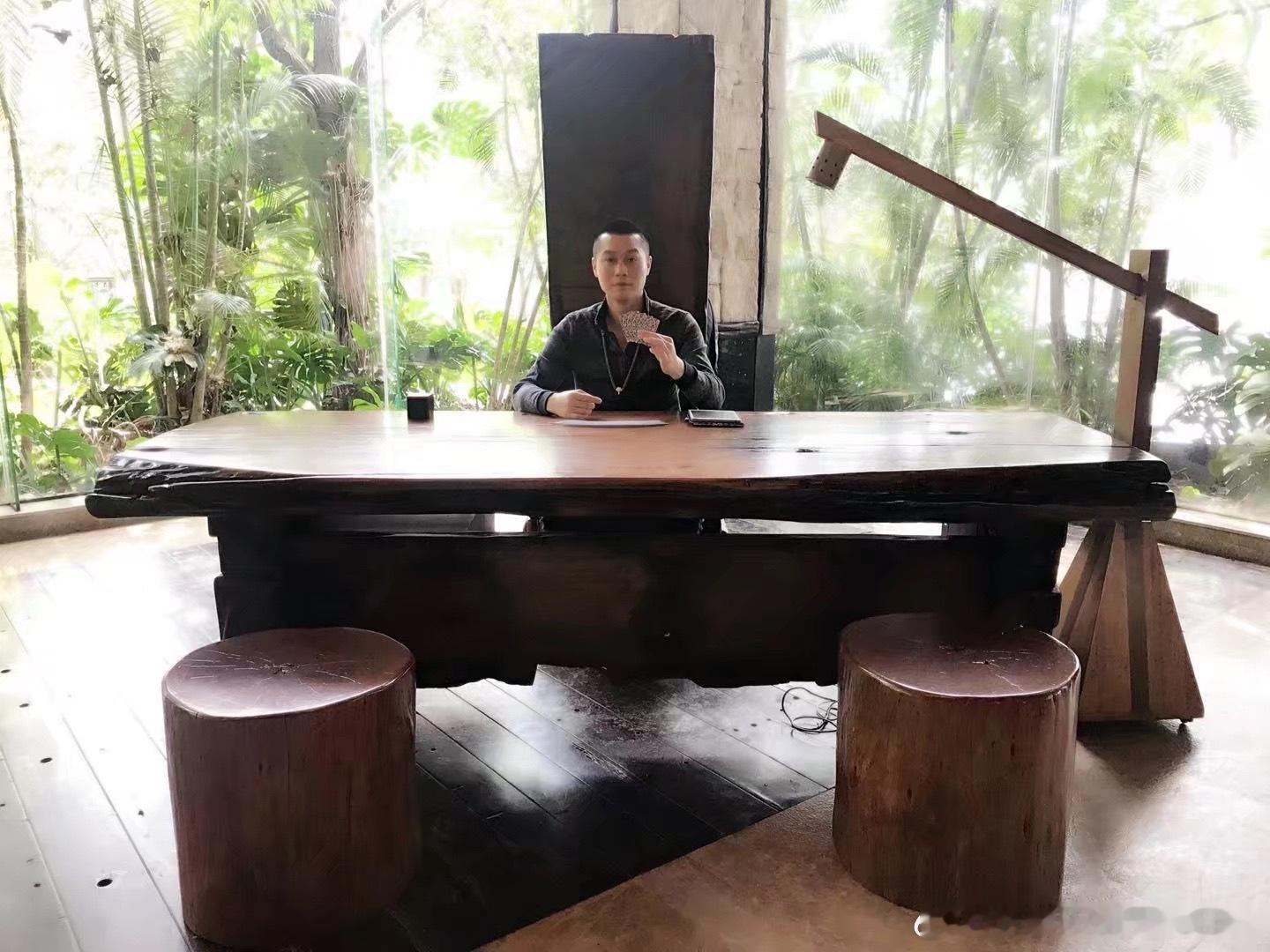 各类抉择预测（了解不同方向未来趋势）：选错人结婚，变了不快乐的婚姻与离婚，浪费青春。子女选错学校，认识坏朋友，被欺凌，被排挤，笑话，导致忧郁。选错职业，调动错误，人生事业这样就没了。整形选错机构，毁容。各类决策错误人生没有回头路。 ​ ​​​塔罗测算 ​ ​​​