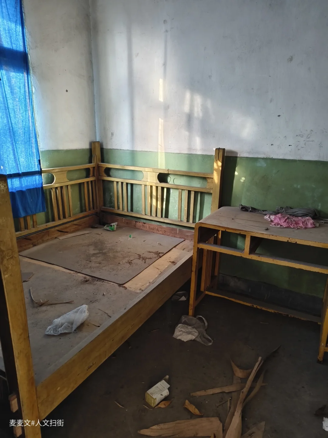 【华蓥】李子垭煤矿工人空置多年的家