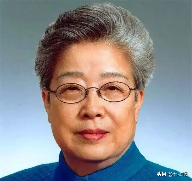 吴仪一生未嫁，不是不想嫁，而是没遇到那个人。她亲口说，生活没有给她这个机会。这话