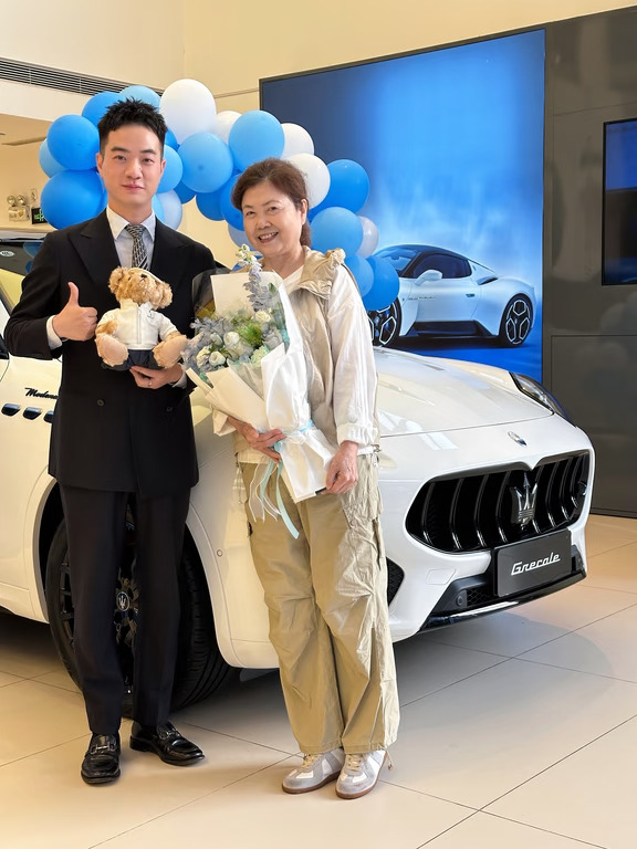 恭喜🎉姐姐提车🩵24款格雷嘉Modena白红