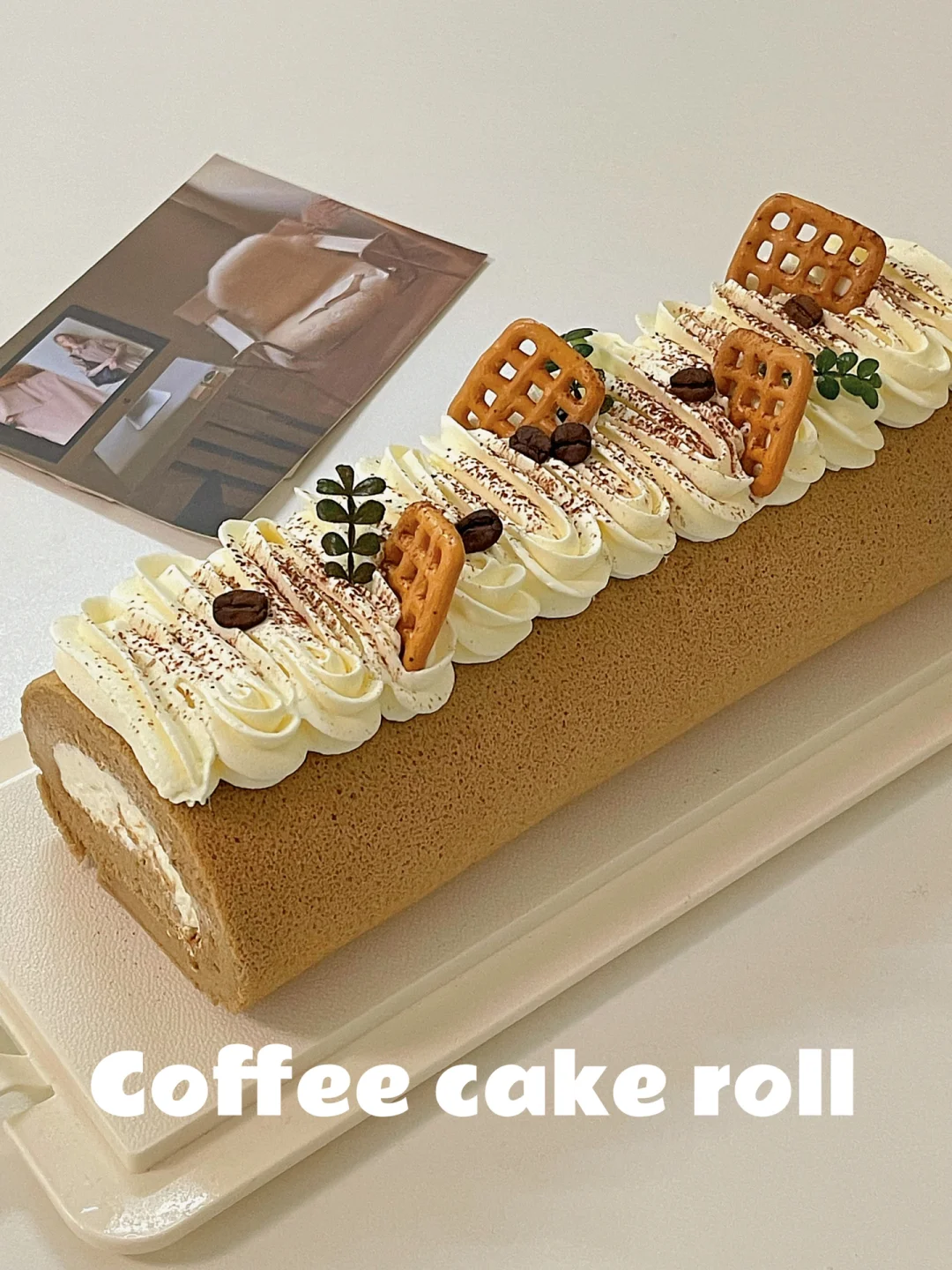 Yuri拍了拍你🤤并分享一条咖啡口味蛋糕卷🤎