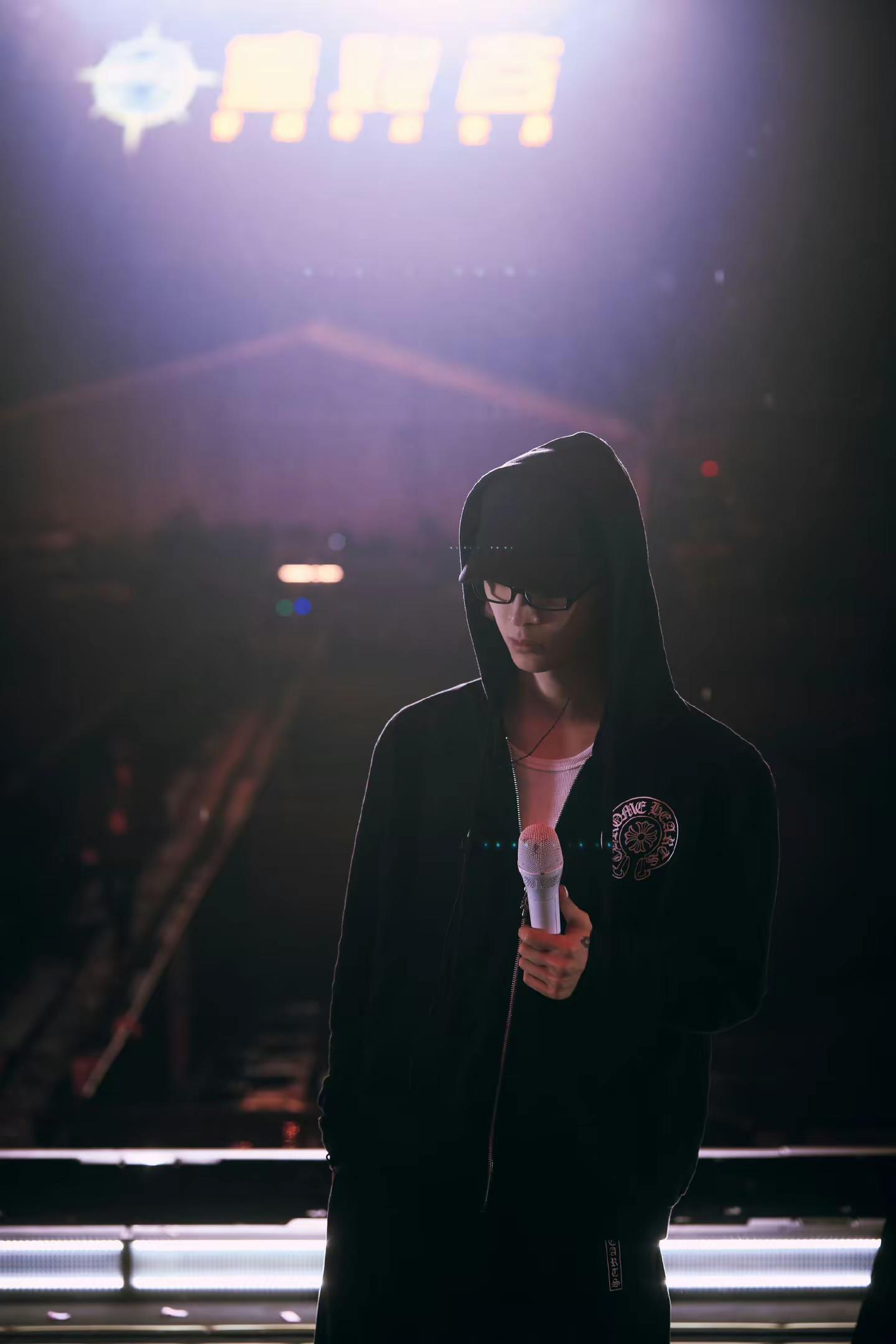 演出顺利常州音乐节 范丞丞waso有范