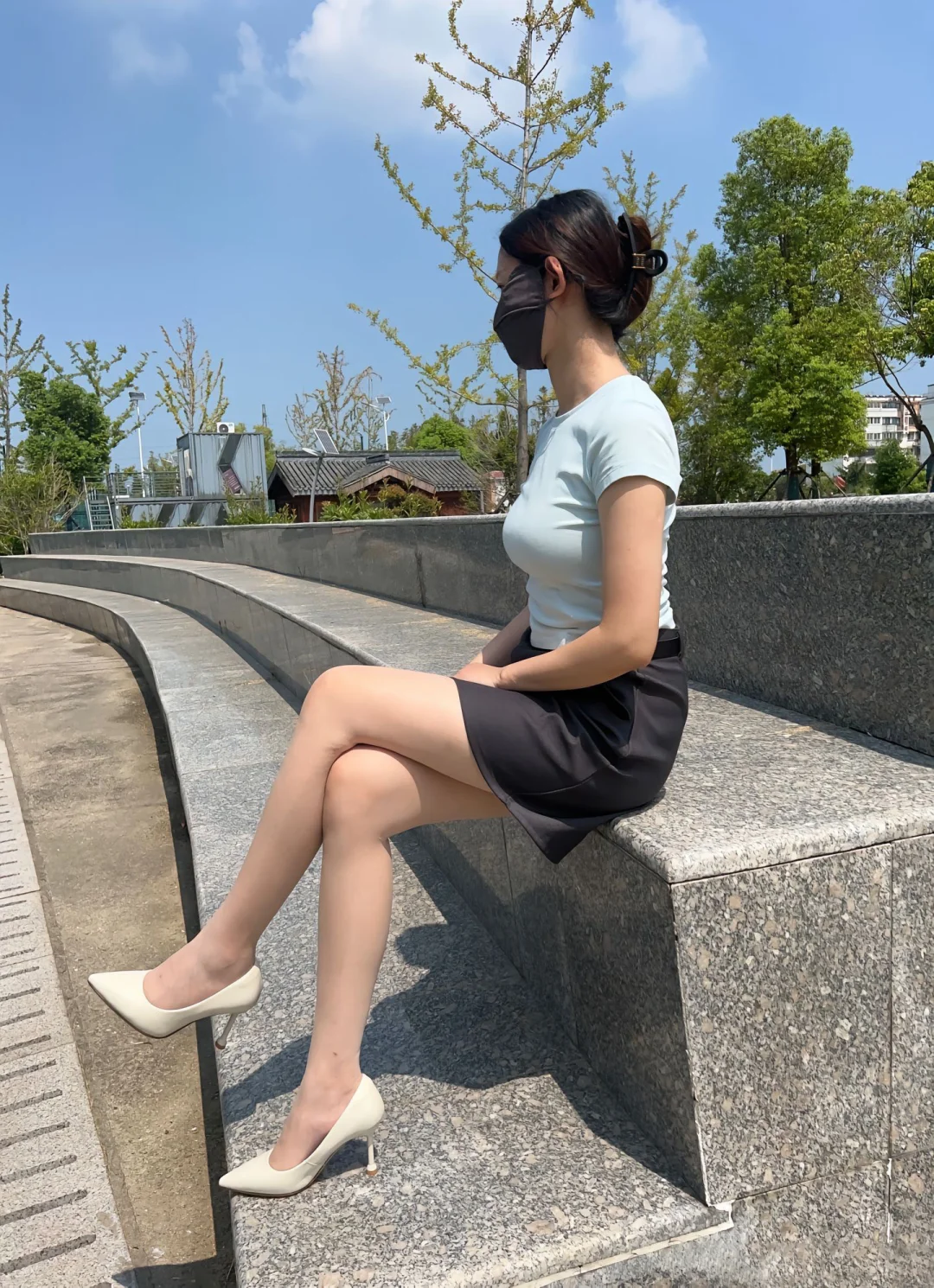 通勤简约穿搭，基础款也可以很出彩