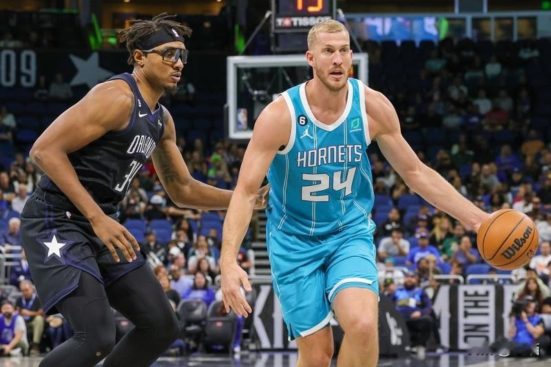 黄蜂这次打得太漂亮了，居然轻取雄鹿，而且还是在字母哥缺阵的情况下。今年...