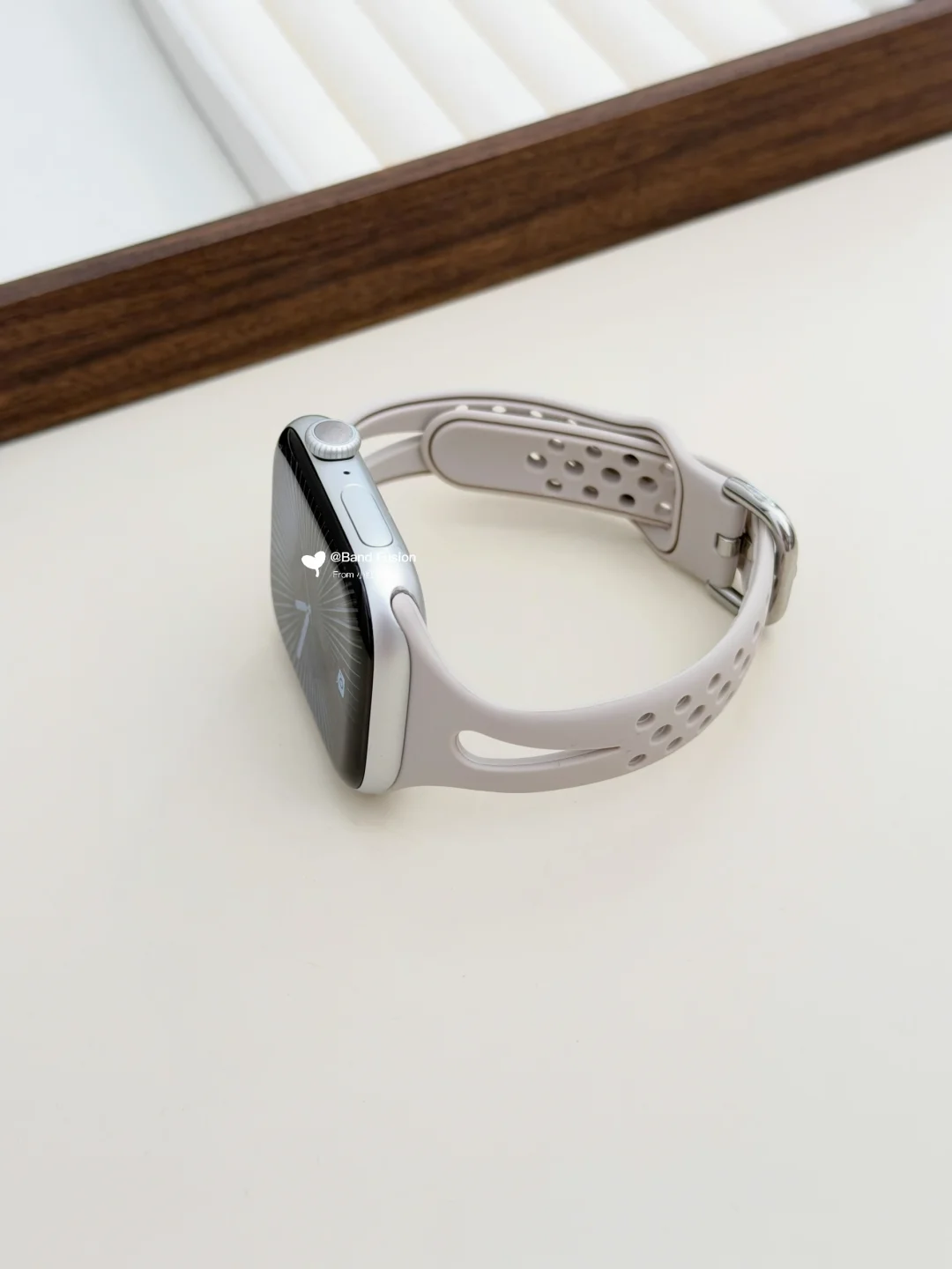 星光镂空iwatch细表带｜透气款水滴