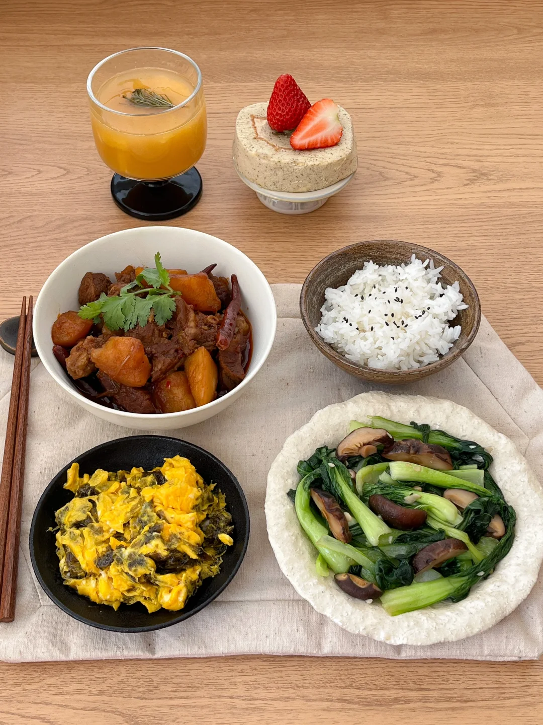 今天的饭： 红烧牛肉土豆🥩