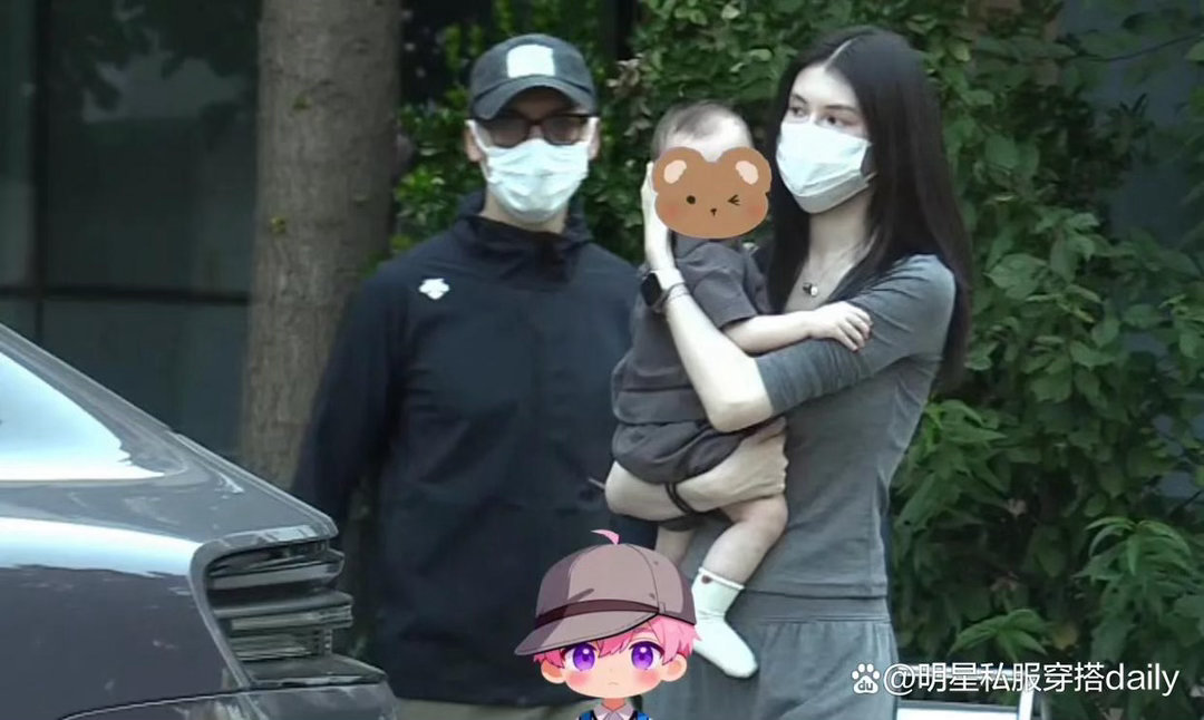 何穗与陈伟霆带娃外出“美的发光”！3套私服穿搭“露肤”也高级 ​