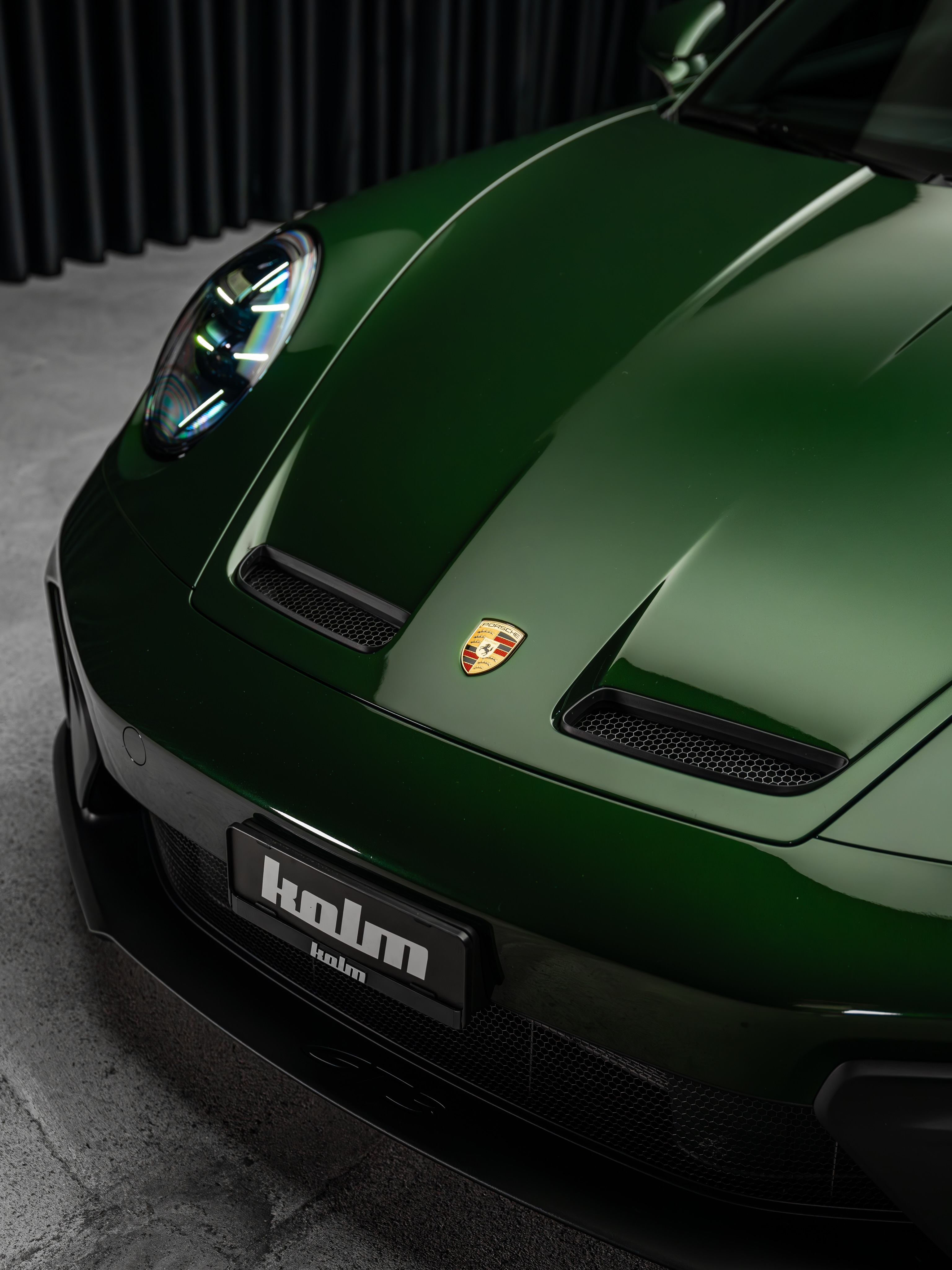 保时捷 911 GT3 Touring（英赛车绿） ​