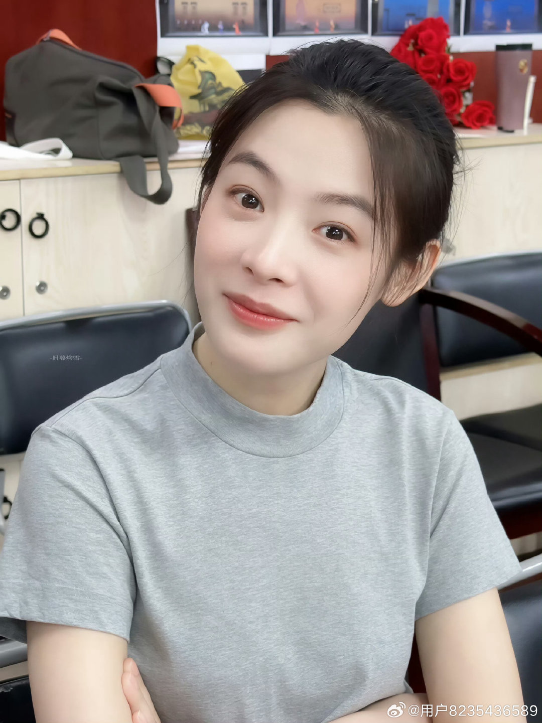 #陈丽君[超话]#🌹#陈总vlog陈丽君cut太美# 🌹#陈丽君祝姑娘开机仪式# 🌹

君 辰来了[yeah]

​