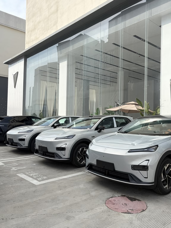 洛阳看车｜全新深蓝S05大量现车到店