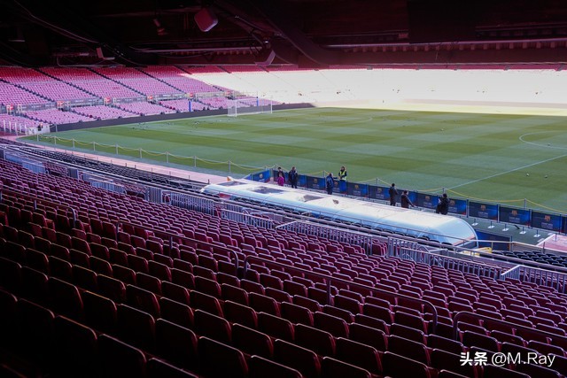 曼城、拜仁今晚都回主场，明早还有巴萨那场硬仗