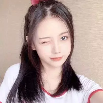甜美可爱少女，眨眼瞬间心动！💗✨