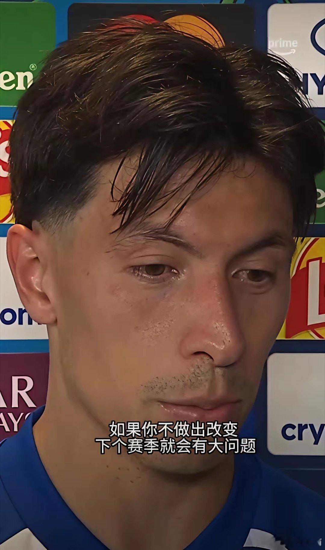 #马竞2比0曼联#利马批评曼联高层引援，欧冠客场0-2输给马竞之后，曼联后卫利马直接在采访里大开天窗，直言球队阵容根本达不到欧冠水准，全方位都需要补强，锅不能全甩给教练，管理层夏窗引援不作为才是大问题！感觉阿根廷队长可以让利马来做！ ​