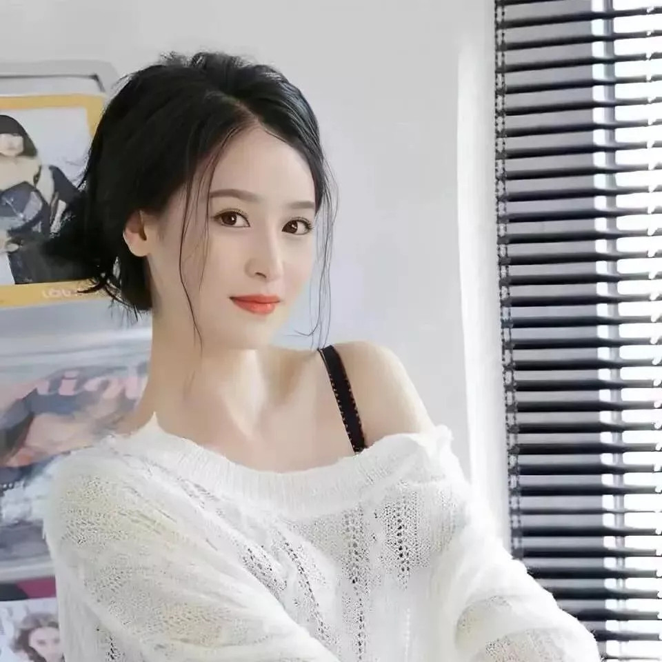 清新少女风，温柔优雅，复古穿搭，美丽动人