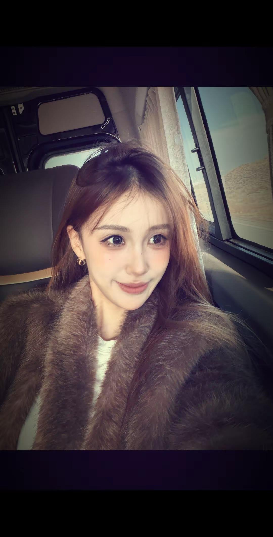 <p>学姐 <!--{img:0}--></p><img src=