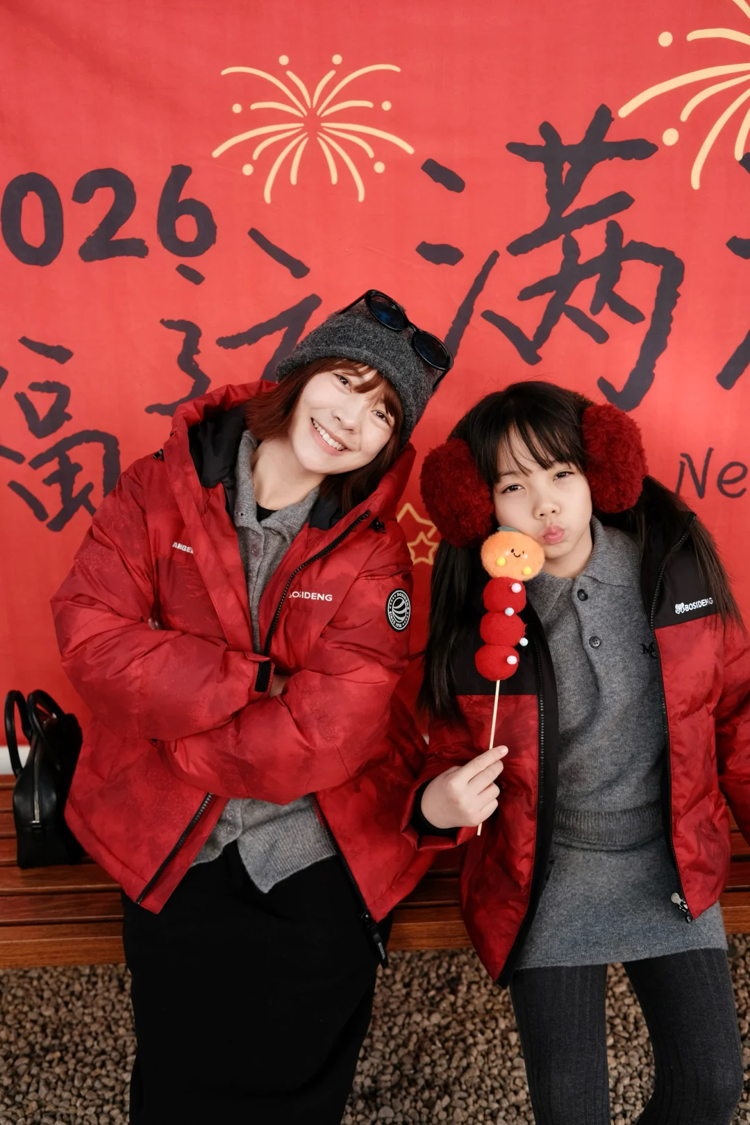 母女入冬穿搭指南👉新年就要红红火火