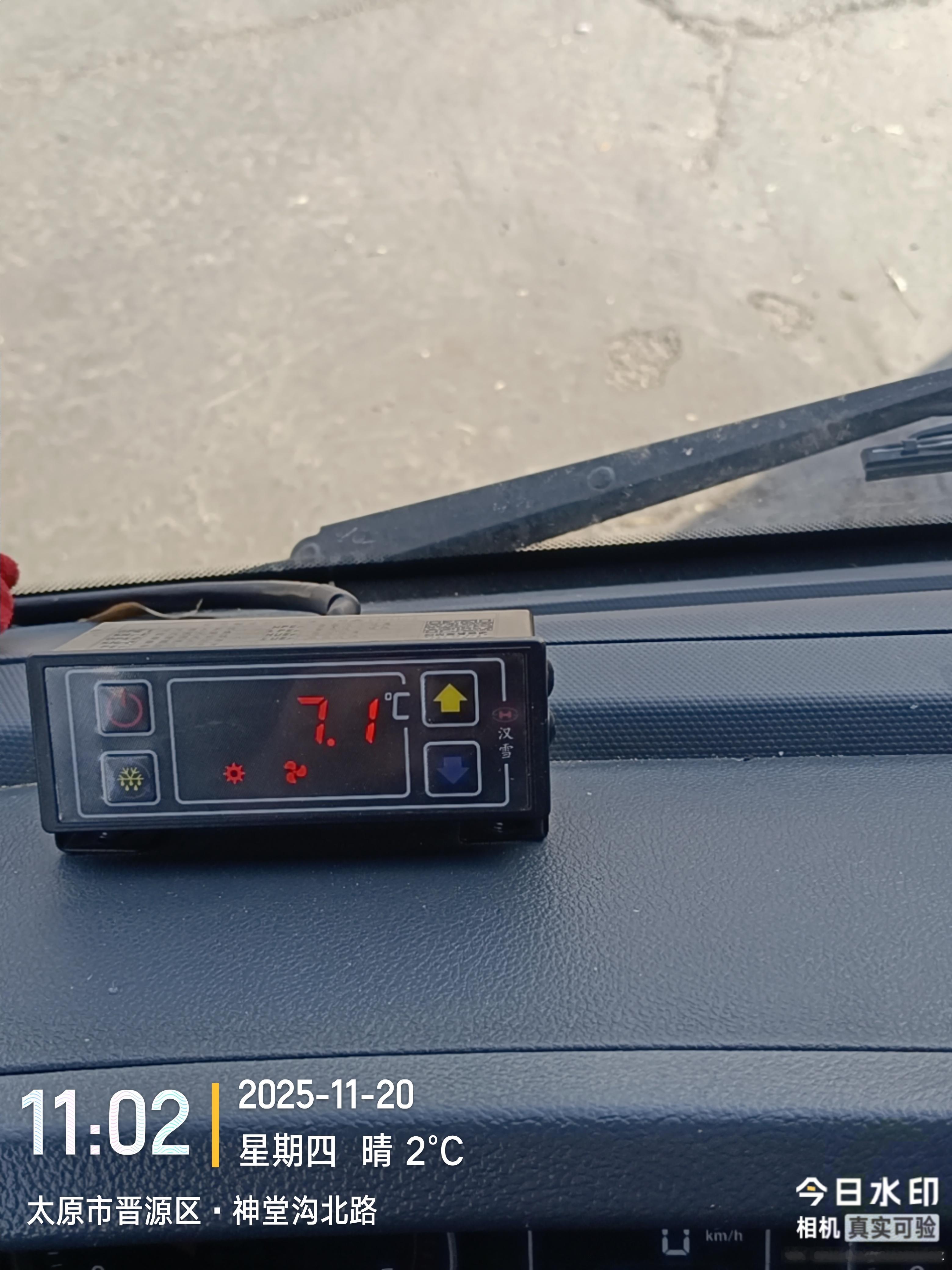 知道是为什么吗，年轻人不敢轻义的结婚，也结不起，房子，车子，彩礼加起...