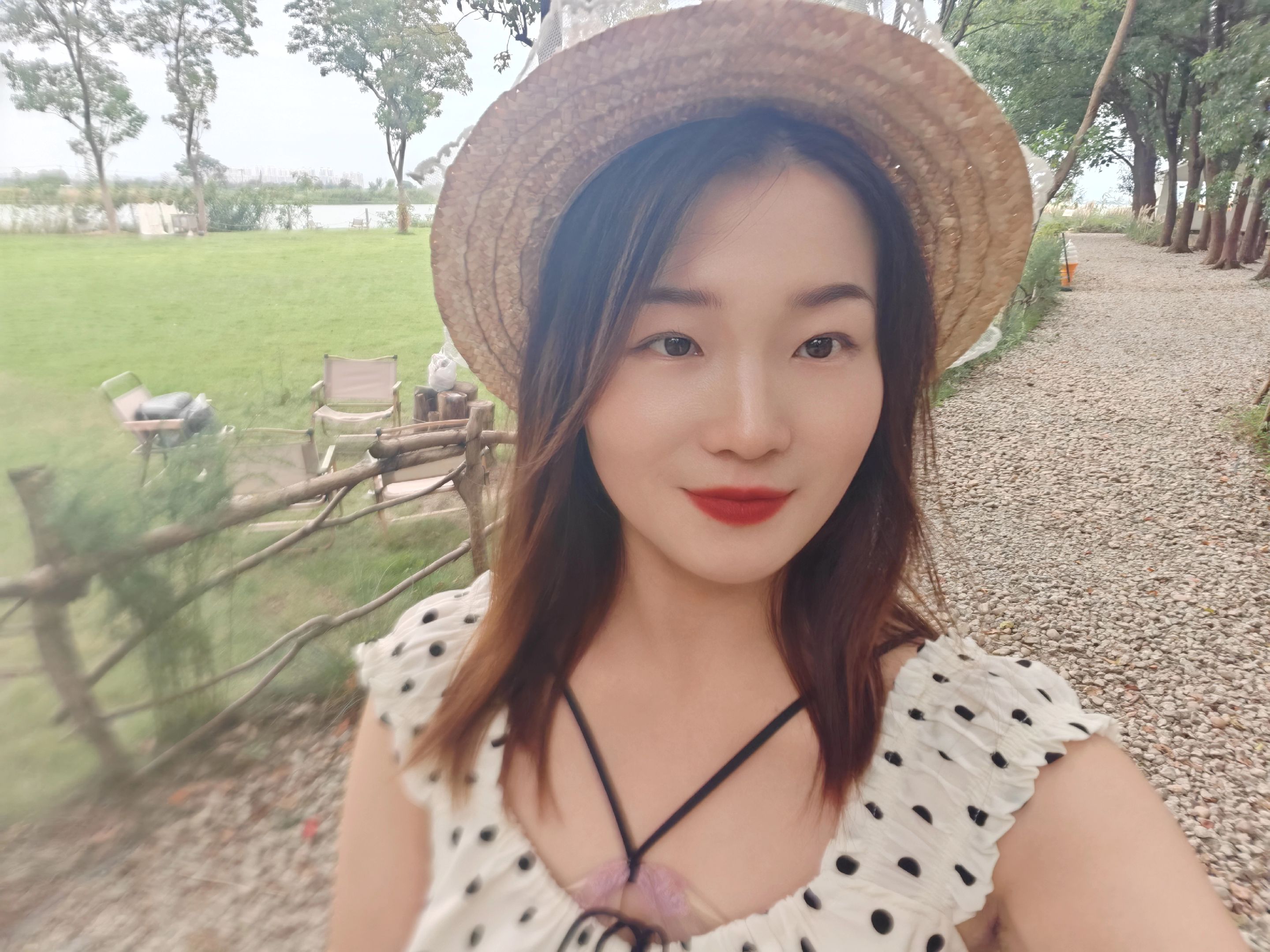 在谁的怀中会有感觉 坏女孩徐良 醒图 原相机 松弛感拉满的一天