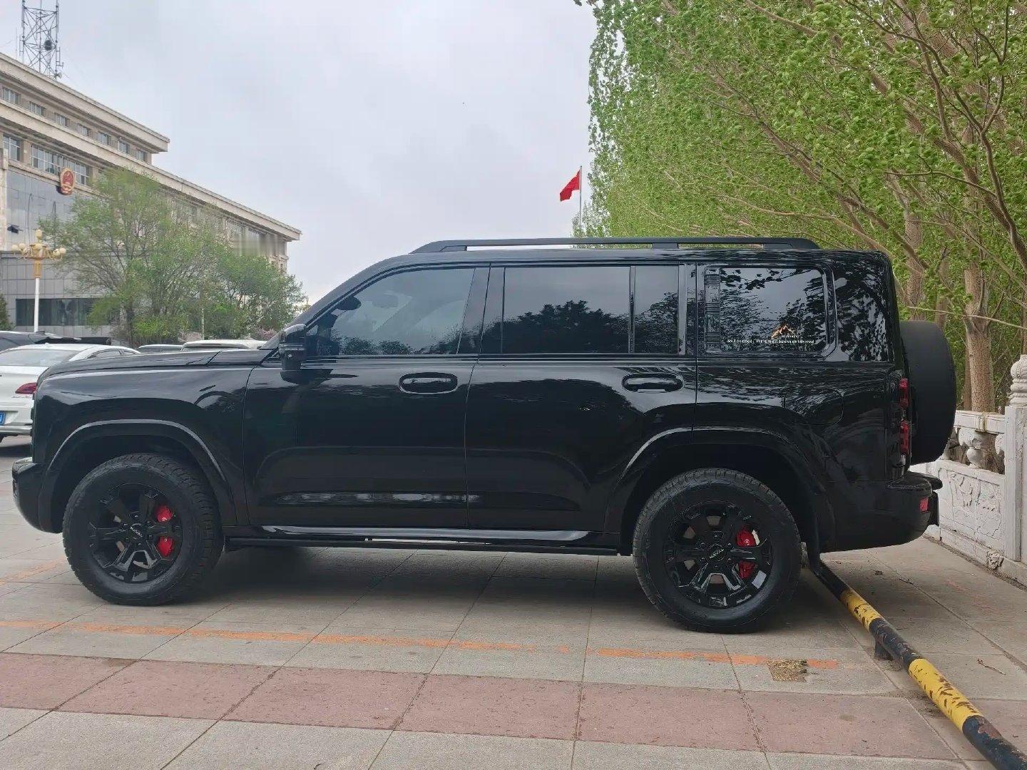 haval H9也太帅了吧！#长城汽车# 
25万以内解决！市区越野全覆盖！ ​