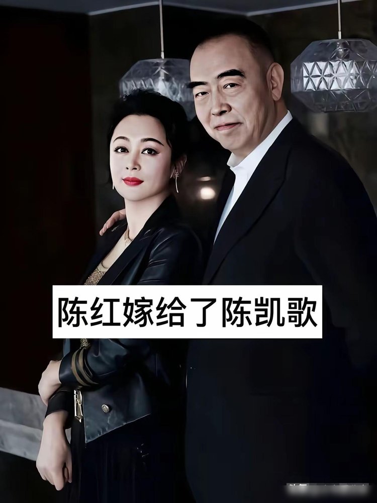 任重孙骁骁二胎了，可孙骁骁自己曝的细节，听着都替她难受。
没吐，但整天恶心反胃，昏昏沉沉，熬到孕中期才缓过来。
两口子还一块运动，视频里看着挺乐呵。
另一边，秦潇越拍了部《夫妻一场》，主角是女演员李欣冉和她老公。
这俩人跑去山里追田园生活，结果创业赔光积蓄，日子过得清贫。
一个在城里晒二胎