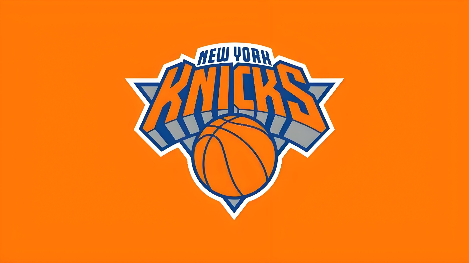 NBA新赛季重点关注球队二：纽约尼克斯队（上篇）
 
球队管理层
 
纽约尼克斯队由MSG集团控股，詹姆斯·多兰（James Dolan） 是实际控制人，并非多人联合共同决策，其余仅为小股东，球队重大交易、薪资投入、教练任免等核心事项均由他最终拍板。
 
老板：詹姆斯·多兰，71岁，个人资产预估70