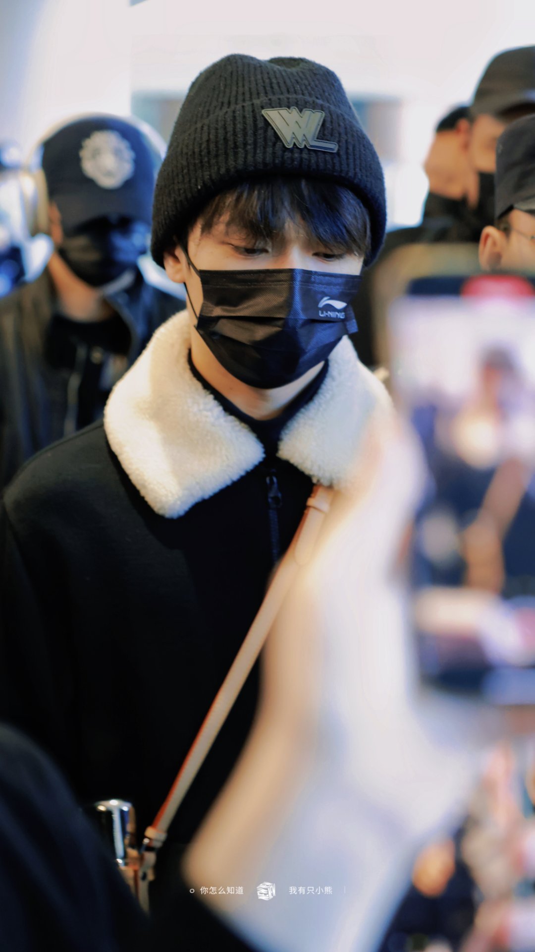 降温时最爱看一些暖乎乎的小严🤒🤕🤧
·#晚点考古# 231129 #和严浩翔一起欢庆双节# ​