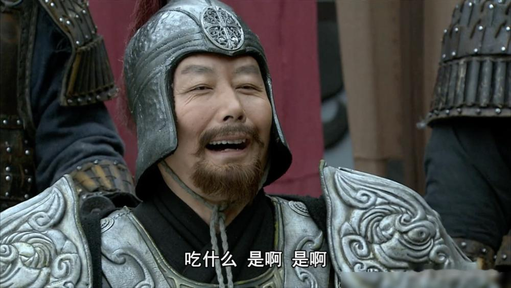 《新三国》刘备的接着奏乐接着舞，原来不是玩梗？
于和伟没按老版把刘备演成只会哭的软蛋，反而把仁义当武器，娶孙尚香后的堕落是麻痹对手的幌子，把隐忍和野心藏在细节里。
陆毅演诸葛亮外放落泪，陈建斌的曹操打破白脸奸雄刻板，孙权也有闷骚的霸气，导演高希希就是要撕掉脸谱化标签。
别只骂人设崩塌，能把假大