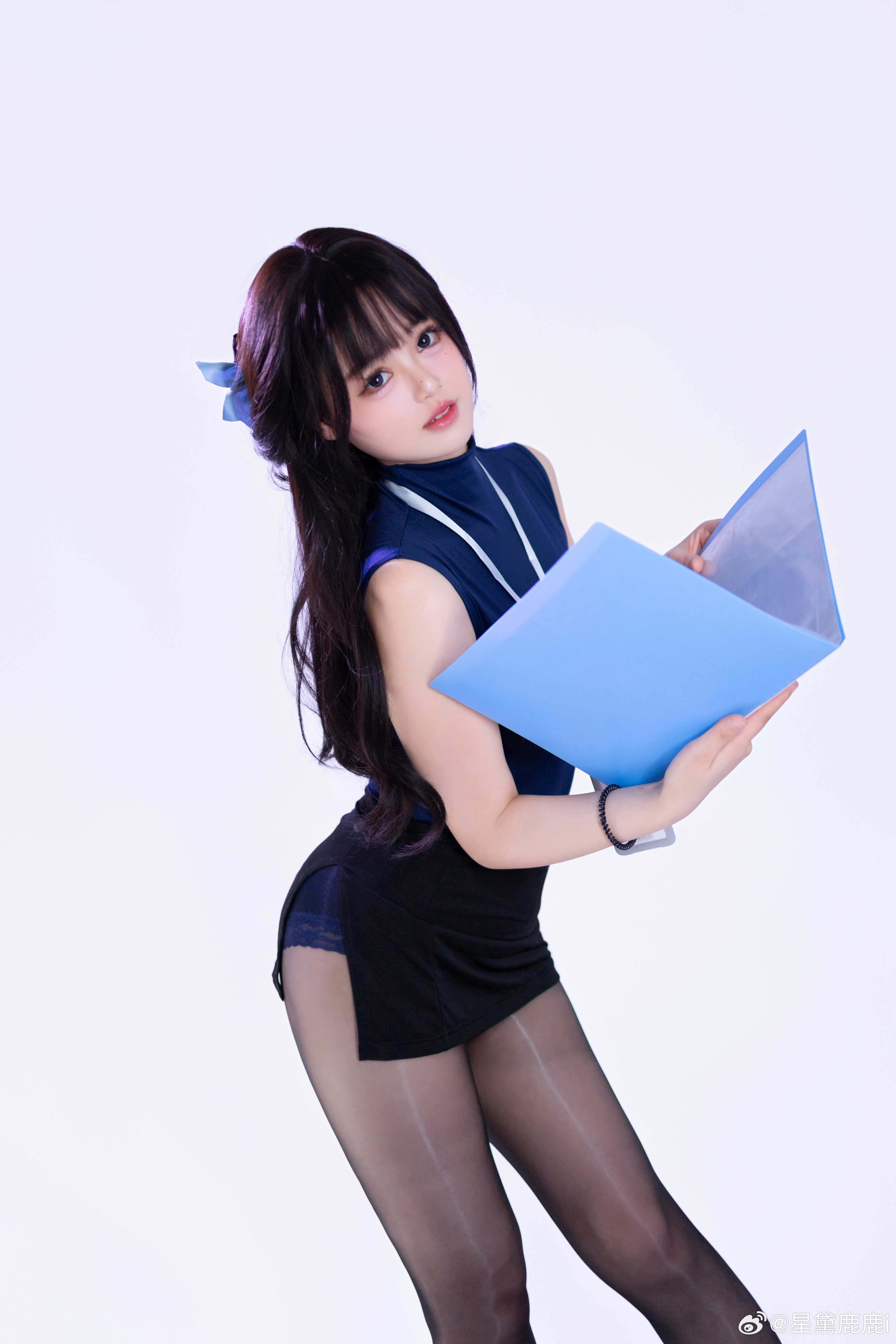 蓝黑ol💙  看碧蓝高雄那套有感，搭了一套来拍～ ​​​