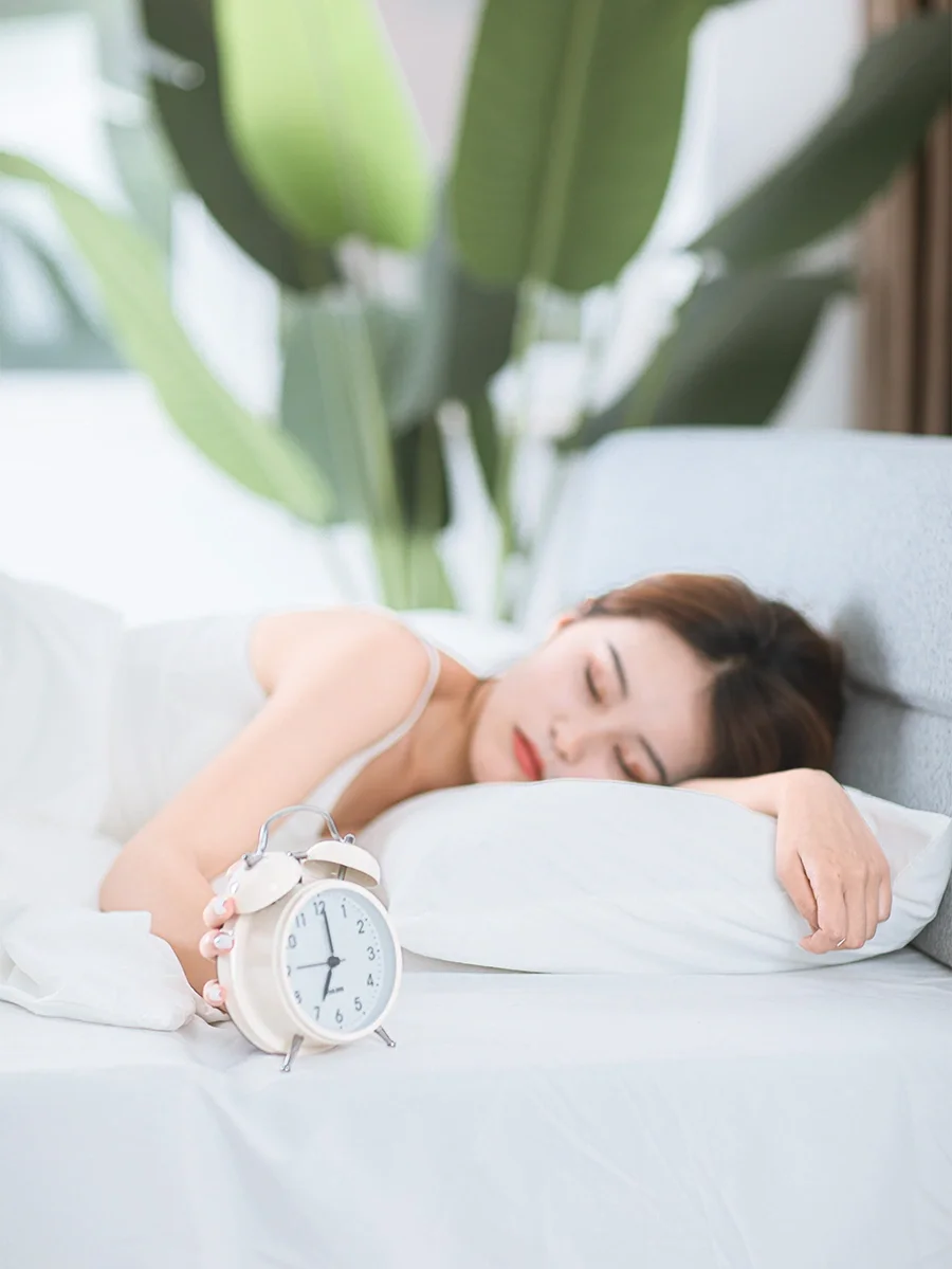 一条加重的毛毯，治愈了78%的失眠症