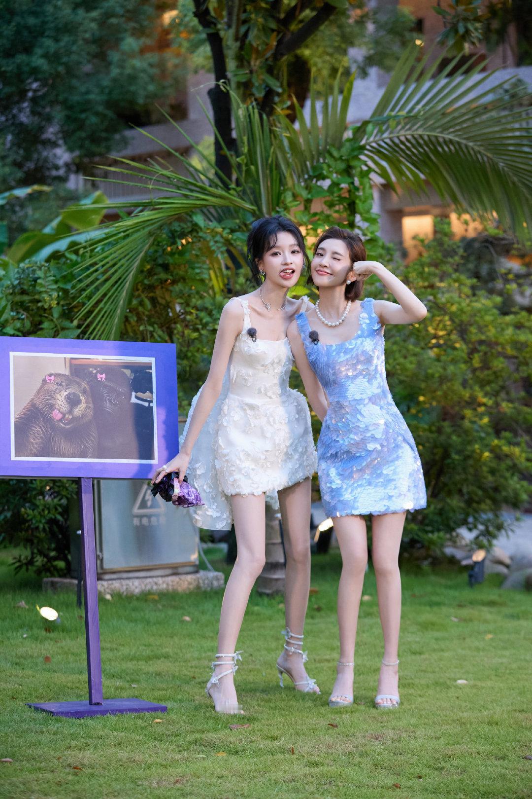 #唐艺昕[超话]##不想睡的星期五许愿# 对着同一片夜空许下愿望，所有人都能平安喜乐，顺顺利利。来和一起许愿！#不想睡的星期五# ​
