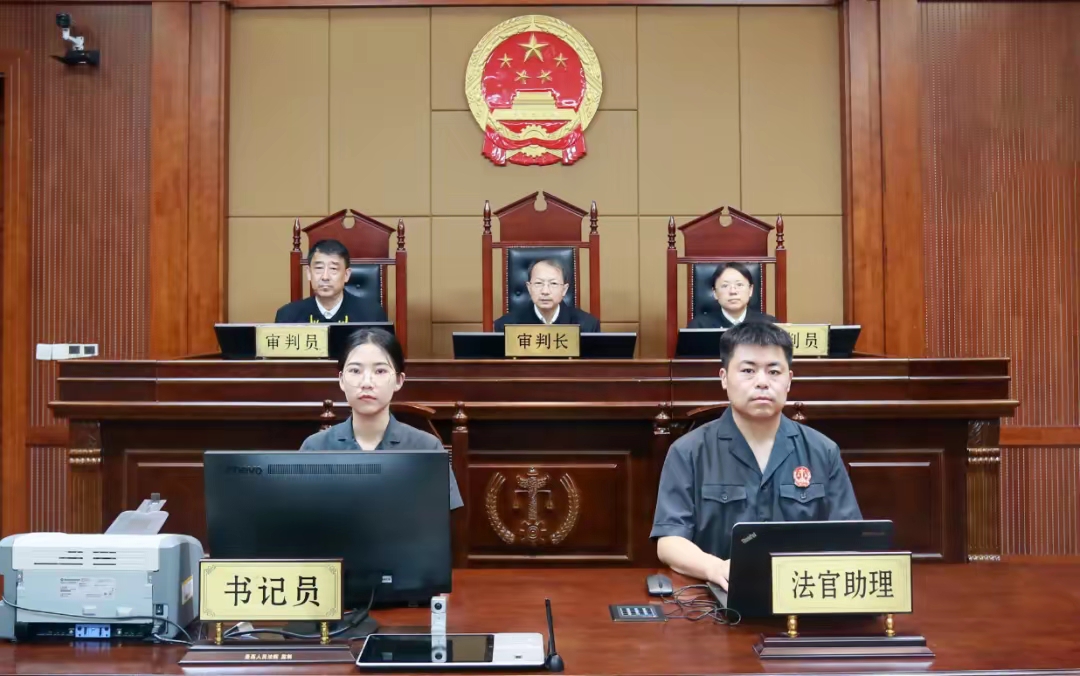 怪不得天气预报越来越不准了，古人诚不欺我，果然强者从不抱怨环境，在我印象中，气象部门是个所谓的清水衙门，上次气象部门处罚的还是“泾河龙王”，9月2日，济宁市中级人民法院一审公开宣判中国气象局气象探测中心原党委书记、主任李良序受贿一案。对被告人李良序以受贿罪判处有期徒刑十三年，并处罚金人民币三百五十万
