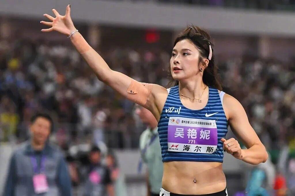 【 作为中国女子100米栏首位在奥运会跑进13秒的选手，吴艳妮的竞技生...