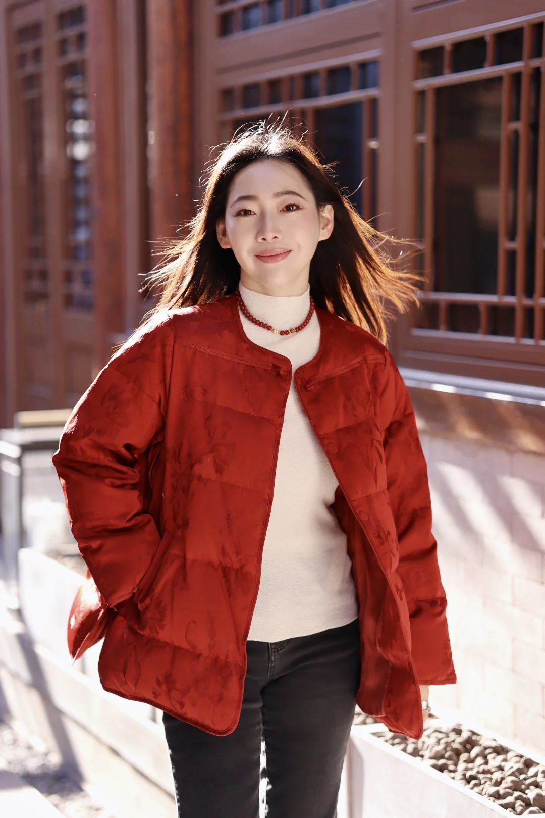 新年，总要穿一次新中式 。要大红，要大紫