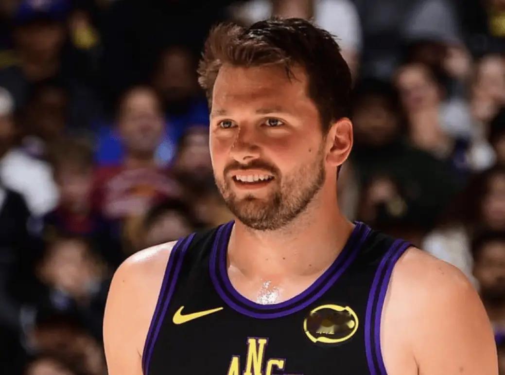 🏀医学博士：从雷迪克言论看出，东契奇离复出大约还需10-14天 📌...