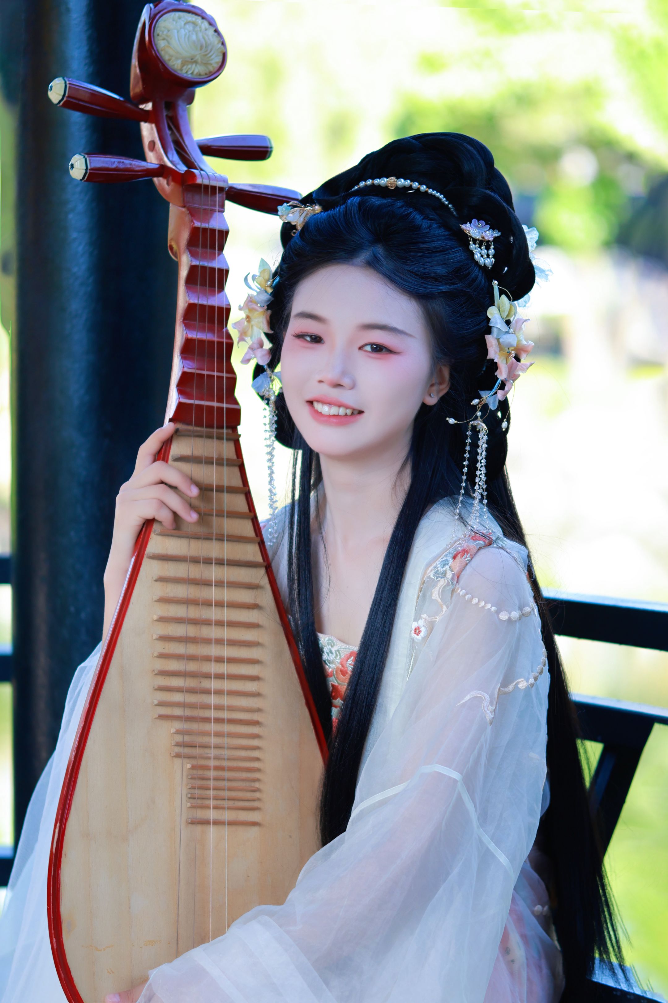 好温婉的小姐姐